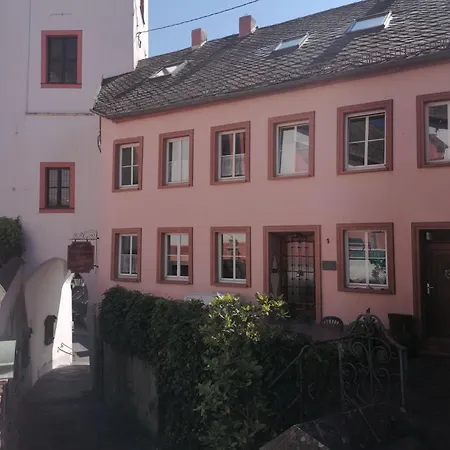 Zum Burgfried Neuerburg (Bitburg-Prum)