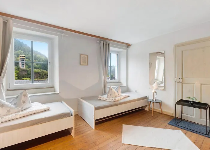 בית נופש Zum Burgfried Neuerburg (Bitburg-Prum)